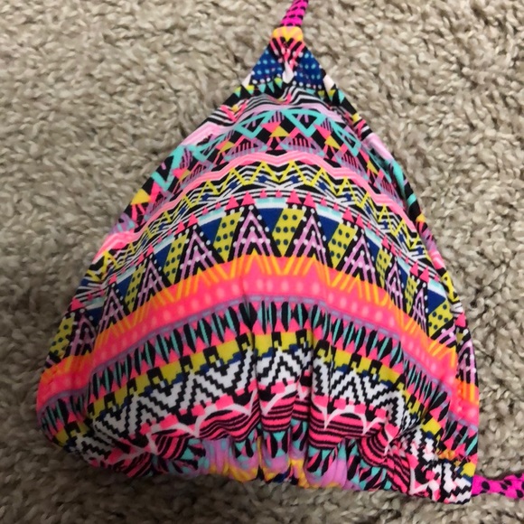 Victoria’s Secret Tribal Print Bikini LRG- NEW - Picture 4 of 4